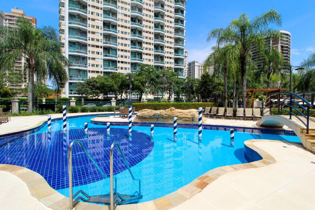 Barra Da Tijuca - 9 - Flat Premium Com Cozinha, Fogao Cooktop, Geladeira Grande, Smart Tv Grande, Lindo E Muitissimo Confortavel, Balsa Para A Praia Gratis E Estacionamento Gratuito Rio de Janeiro Exterior photo