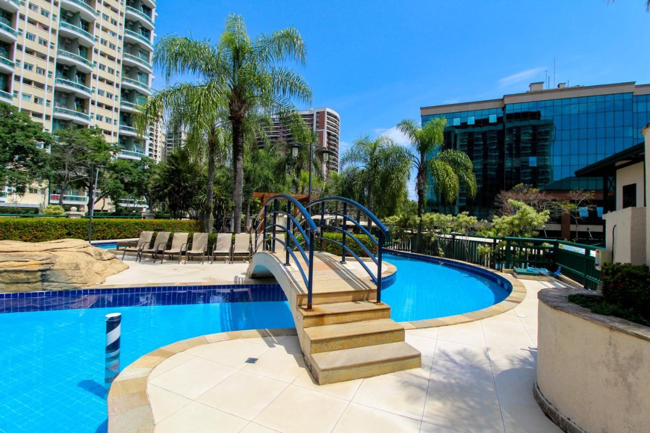Barra Da Tijuca - 9 - Flat Premium Com Cozinha, Fogao Cooktop, Geladeira Grande, Smart Tv Grande, Lindo E Muitissimo Confortavel, Balsa Para A Praia Gratis E Estacionamento Gratuito Rio de Janeiro Exterior photo