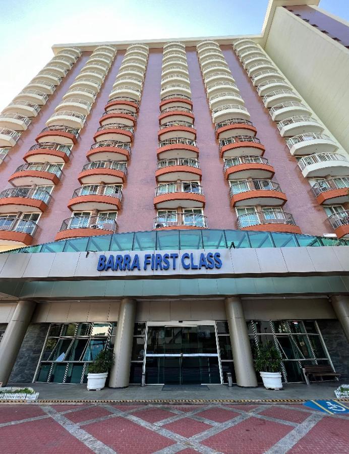 Barra Da Tijuca - 9 - Flat Premium Com Cozinha, Fogao Cooktop, Geladeira Grande, Smart Tv Grande, Lindo E Muitissimo Confortavel, Balsa Para A Praia Gratis E Estacionamento Gratuito Rio de Janeiro Exterior photo